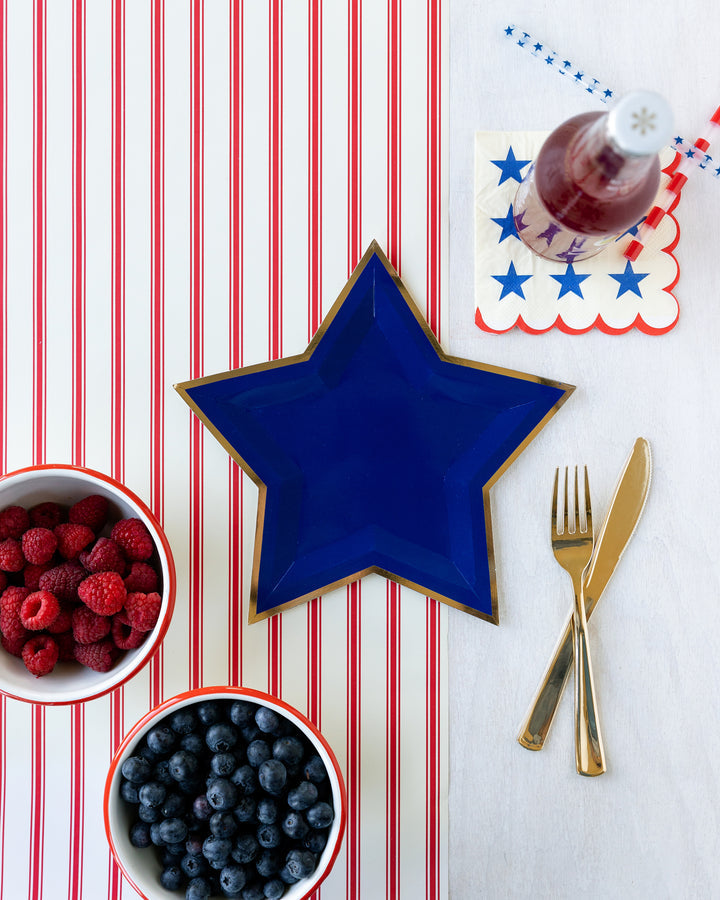 Star Shaped 9 Inch Gold Foil Plates