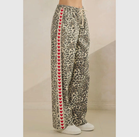Leopard Printed Wide Leg Pants