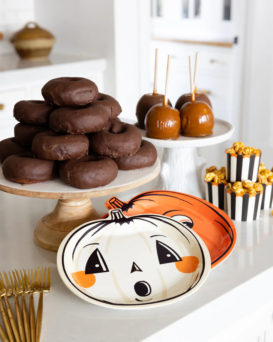 Vintage Halloween Pumpkin Shaped Plate Set
