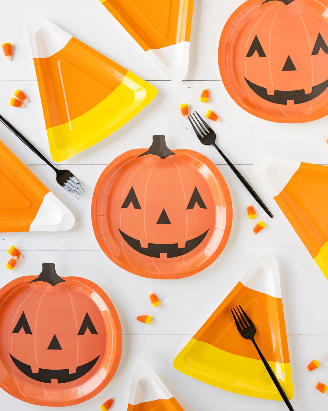 Jackolantern Shaped Paper Plate
