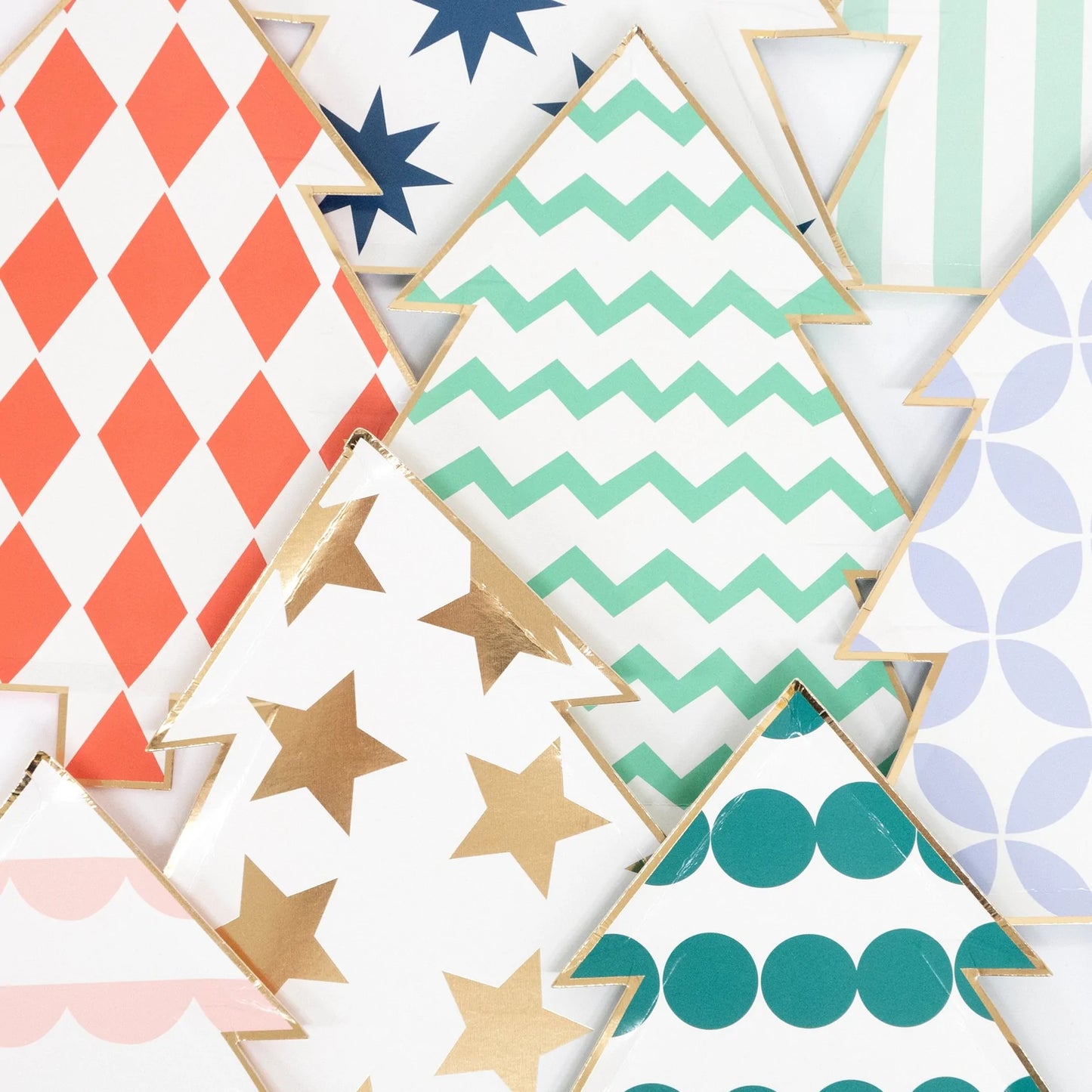 Patterned Christmas Tree Plates (x8)